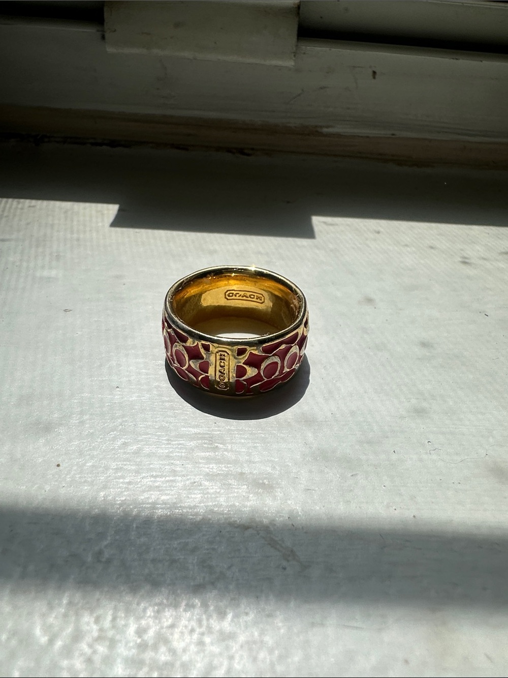 Pink Coach ring - Picture 2 of 3
